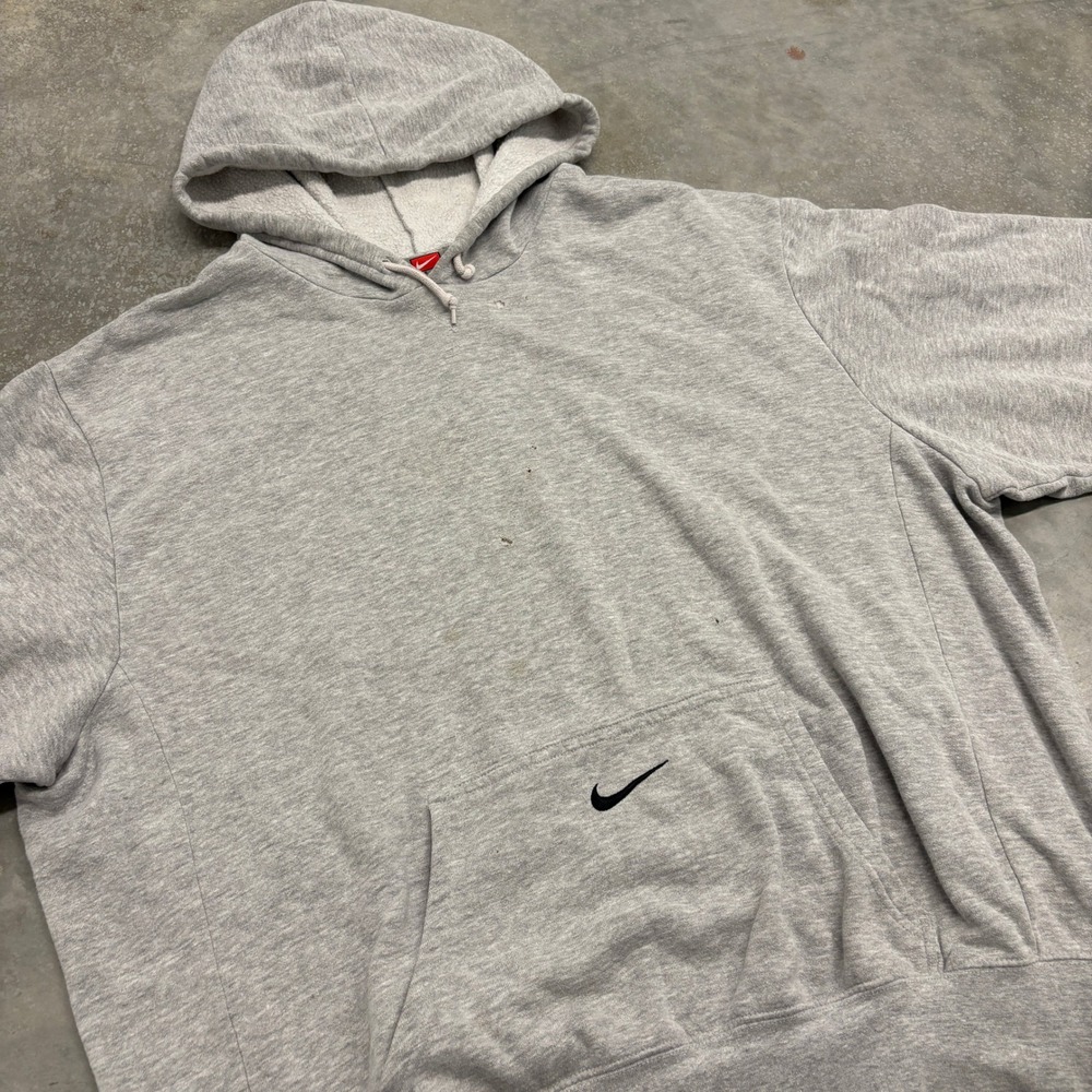 Y2K vintage middle swoosh Nike pullover hoodie